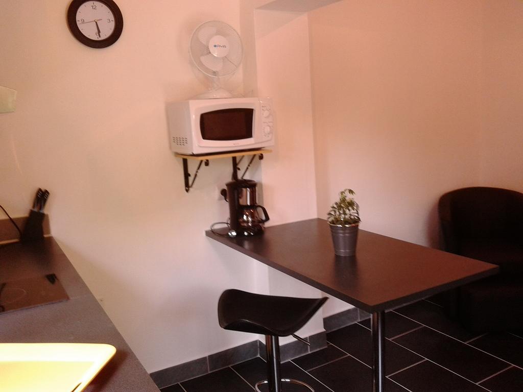 Les Florides Appartement LʼIsle-sur-la-Sorgue Buitenkant foto